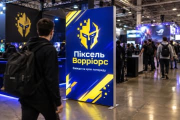 Мобільний лайтбокс на виставці геймерської техніки